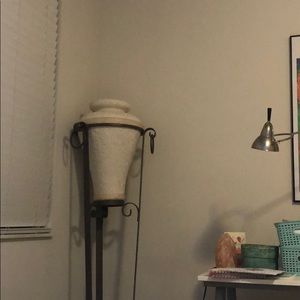 Meet your Posher, Liora